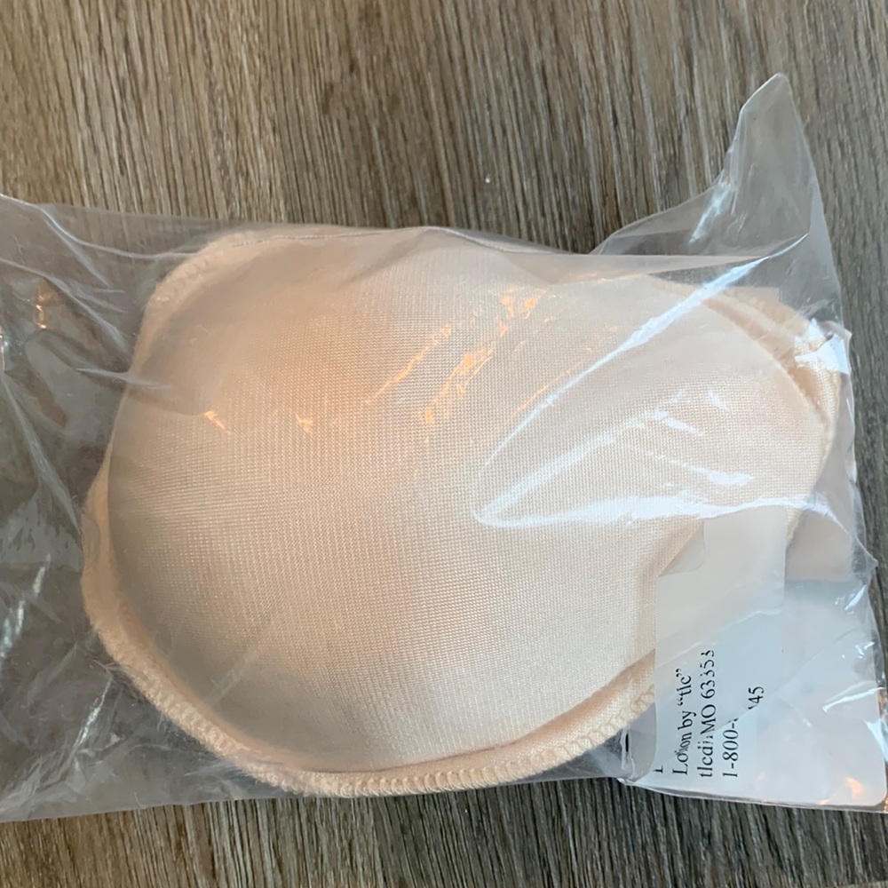 TLC molded soft back tear drop form weighted foam breast beige Size 4 fits 34-38
